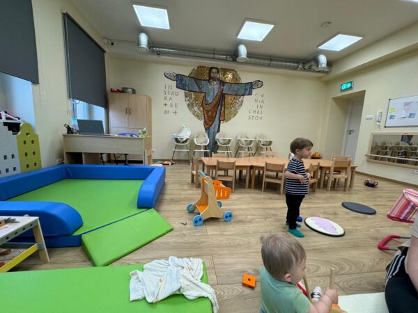 Niepubliczny Żłobek Trampolina w Zduńskiej Woli - obrazek 4