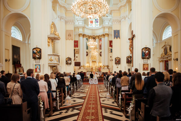 Sanktuarium Matki Bożej Prymasowskiej Wspomożycielki - obrazek 2